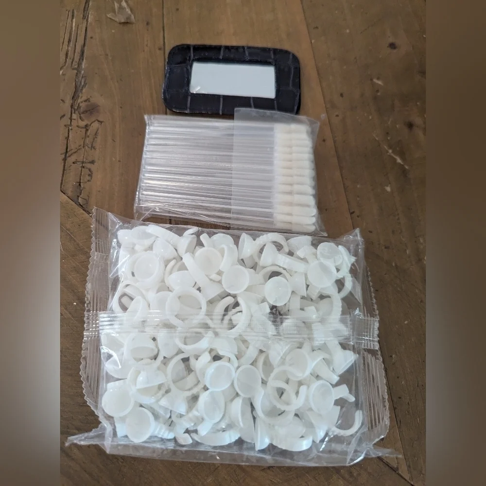 Make up sample supplies NEW